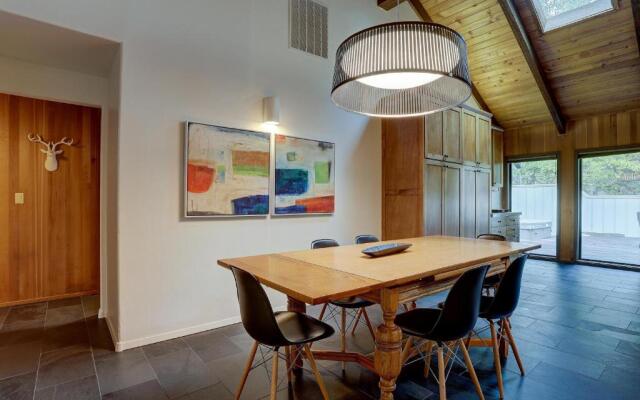 2 Pioneer-AC-Hot Tub-3BR/2BA