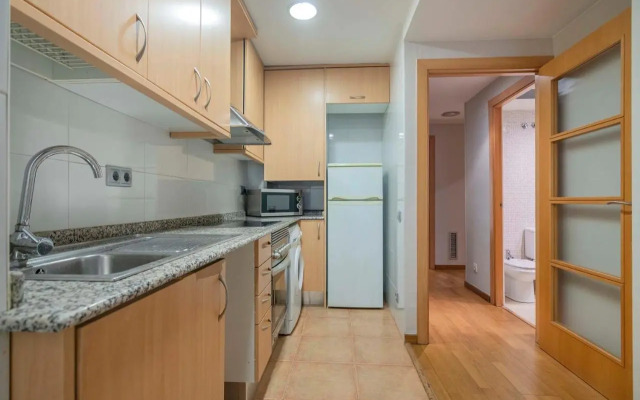 Modern and bright apartment in Eixample 1-2