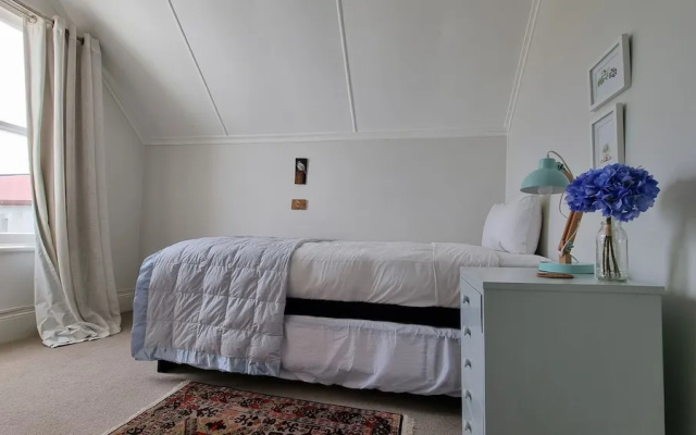 Timeless Heritage Grey Lynn 2BR Beauty – Guest Rooms – Auckland