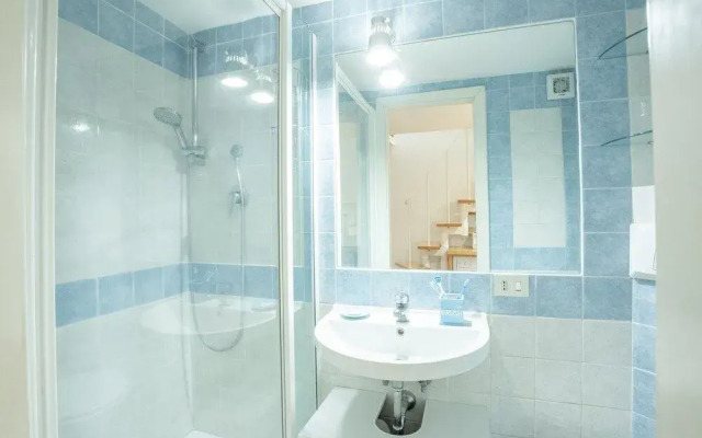 Quiet and Cozy Trastevere Hideaway