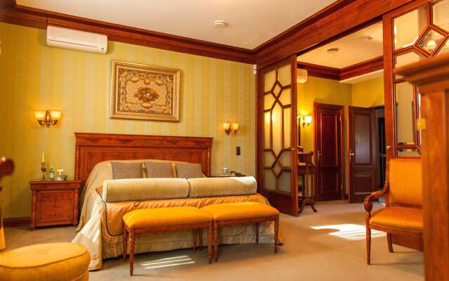 TB Palace Hotel & SPA