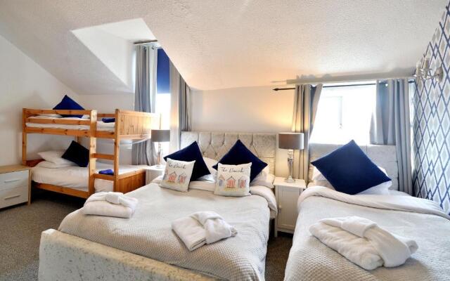 Rooms at 153 ROOM ONLY