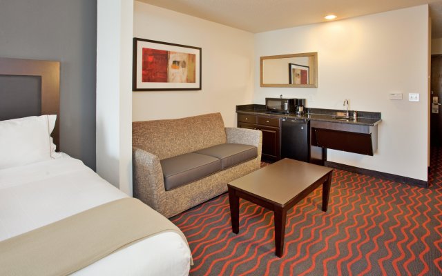 Holiday Inn Express Hotel & Suites FESTUS - SOUTH ST. LOUIS, an IHG Hotel