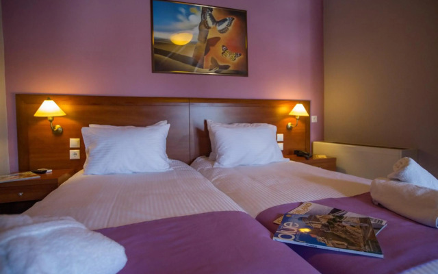 Mirabel Hotel
