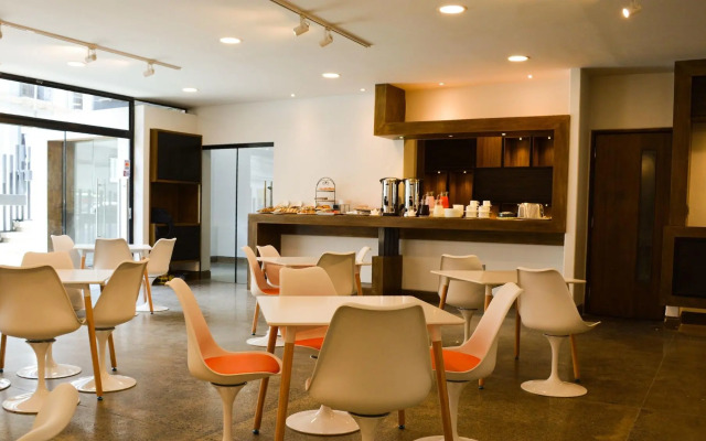Madero Hotel & Suites