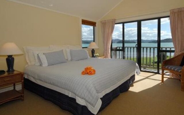 Pawhaoa Bay Villas