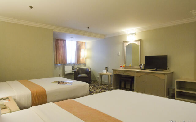 Riviera Mansion Hotel