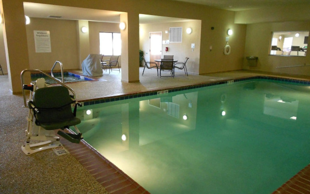 Holiday Inn Express Hotel & Suites RIPLEY by IHG