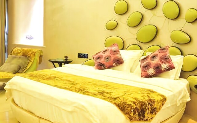 Fenghuangdao DZ Hotel