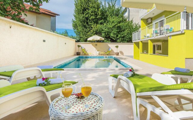 Stunning Home in Pula With Wifi and 5 Bedrooms