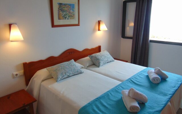 Apartamentos Cabo de Baños by MIJ