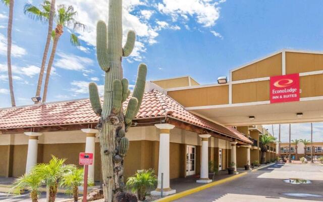 Studio 6 Mesa, AZ – Near Downtown & Sloan Park