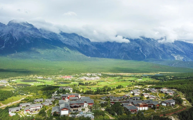 Jinmao Pureal Mountain Lijiang