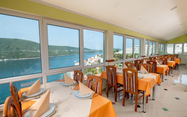 Hotel Adria