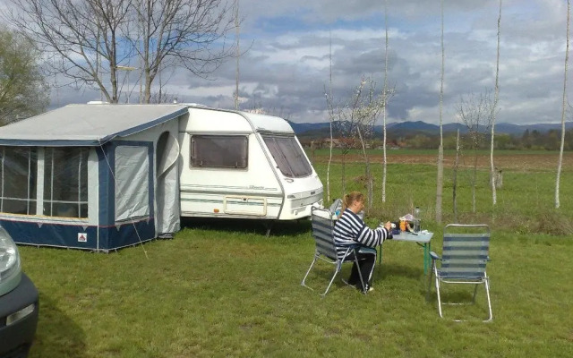 Turul Guesthouse and Camping