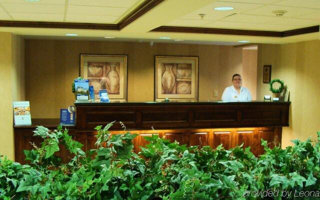 Holiday Inn Express Lebanon by IHG