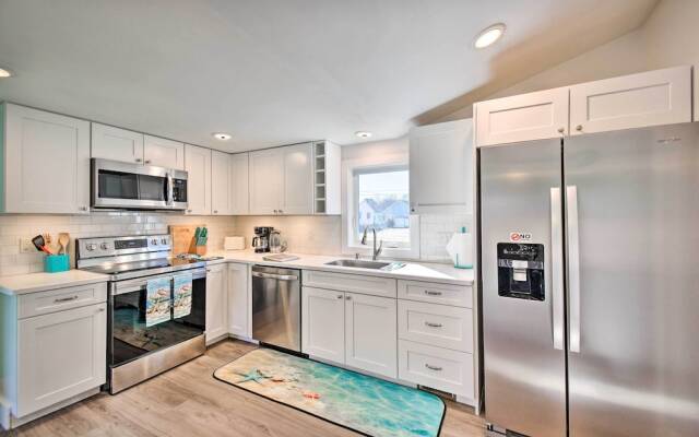 Chincoteague House w/ Enclosed Porch + Deck