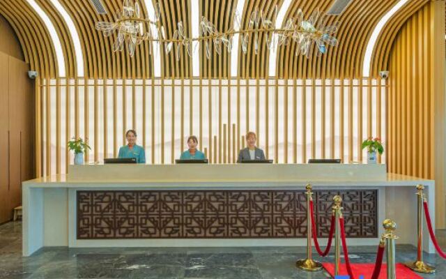 Jingzhou Yingcheng Livable Hotel