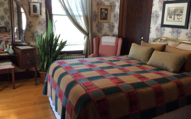 Auberge Taylor Manor