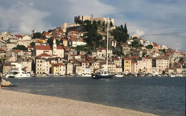 Rooms & Studio Apartments Šibenik