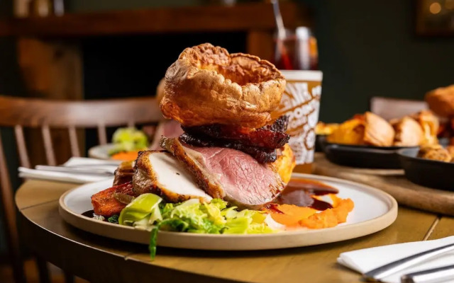 The Olde Coach House Inn