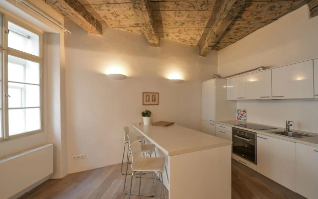 18th CENTURY BAROQUE RESIDENCE