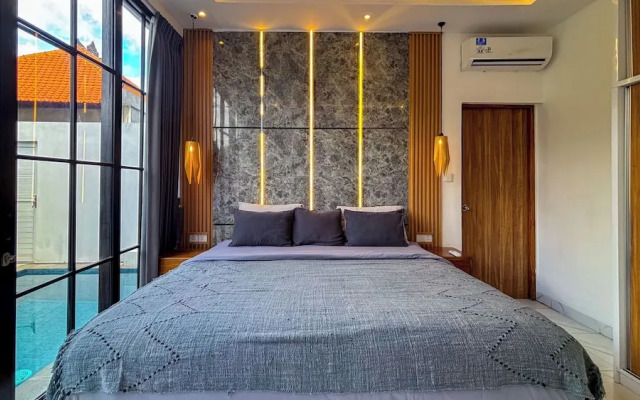 Seminyak Loft 360 Bali