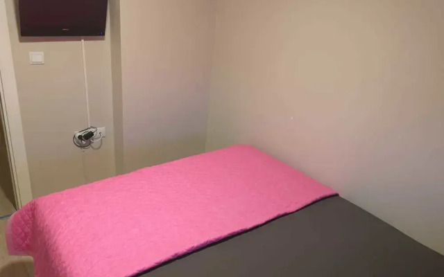 Ugur Suits 1 Bedroom