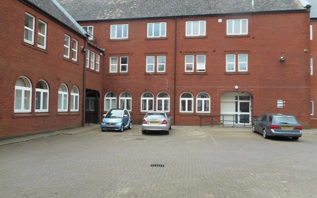 Sterling Serviced Apartments - Bishops Stone House