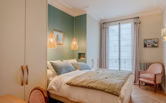 Paris Wagram Design Residence