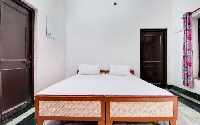 SPOT ON 42133 Hanuman Bagh