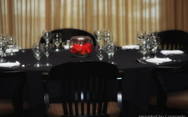 Crowne Plaza Hotel Chicago-Northbrook