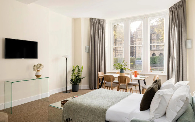 SACO Cardiff – Cathedral Road