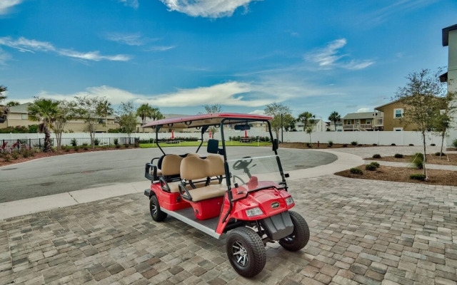 Grand Sandpiper Chateau Golf Cart Pool