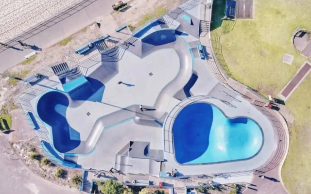 Bondi Cloud Surf House at Sydney Dreams Serviced Apartments