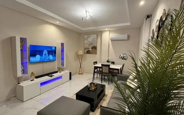 We Offer you a Lovely 1-bed Apartment in Abidjan