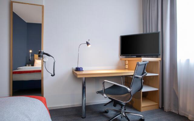 Holiday Inn Express Frankfurt Airport by IHG