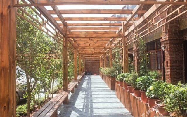 Pujin Garden Hot Spring Hotel (Mile Huquan)