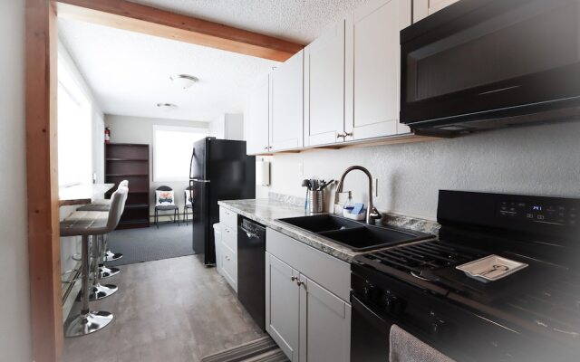 Downtown Granby Retreat & Spa