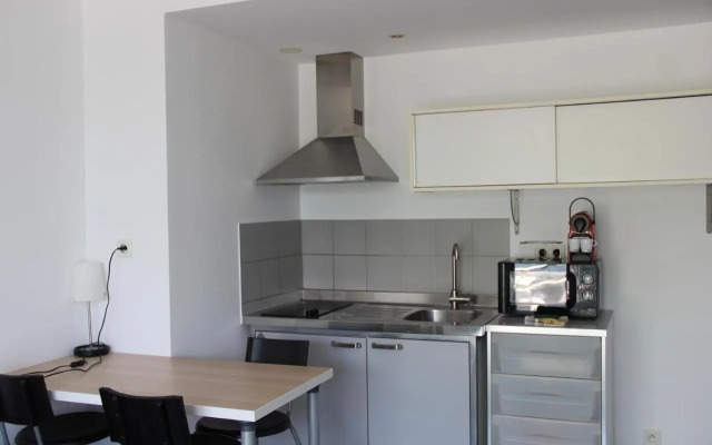 Joli petit studio au bord du lac