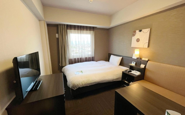 Hotel Route Inn Higashiomi Yokaichi Ekimae – Guest Rooms – Higashiomi