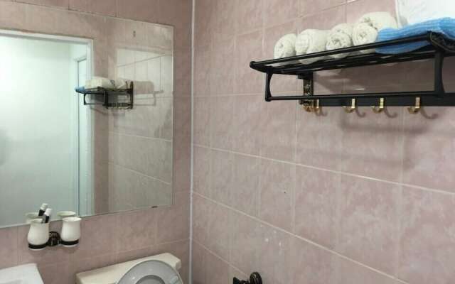 Daegu Dongseongro Gyeong`s Hostel