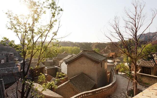 Great Wall Academy Inn