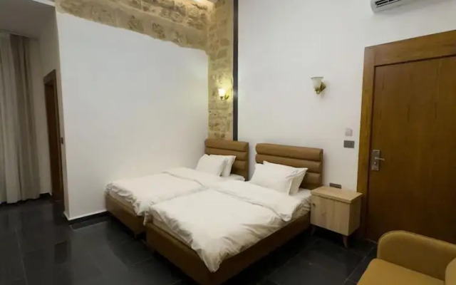 VillaRosa Luxury Boutique