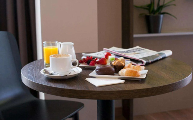 Отель America Barcelona