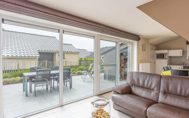 Ideal Holiday Home by the sea