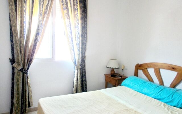 Apartment With 2 Bedrooms in Alicante, With Wonderful Mountain View, P