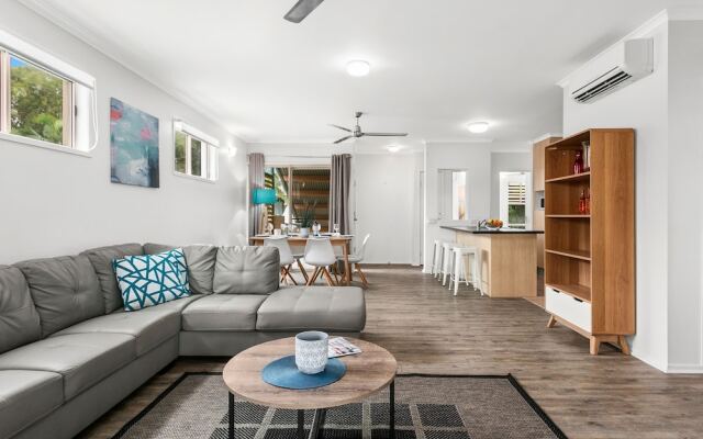 Marlin Cove Resort, Private Apartment