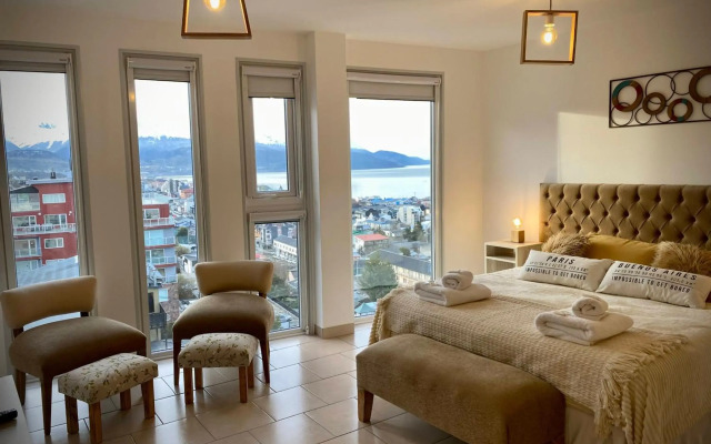 Infinity View Pent House I