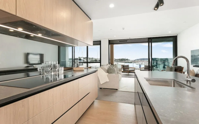 Modern oasis in Wynyard Quarter